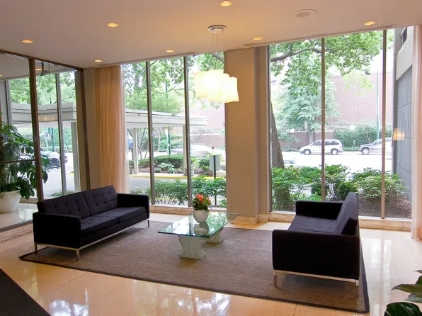 1255 N Sandburg Ter Unit 1003E, Chicago, IL 60610