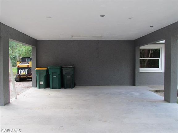 3rd image of 5120 Coral Wood Dr