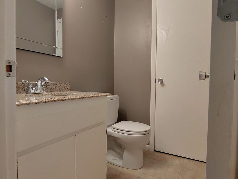 Downstairs half bath with linen closet