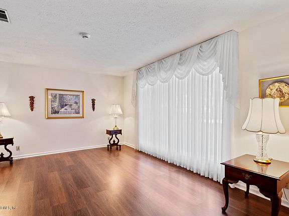4th image of 4469 Fern Creek Dr