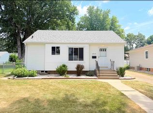 2810 S Coral St, Sioux City, IA 51106