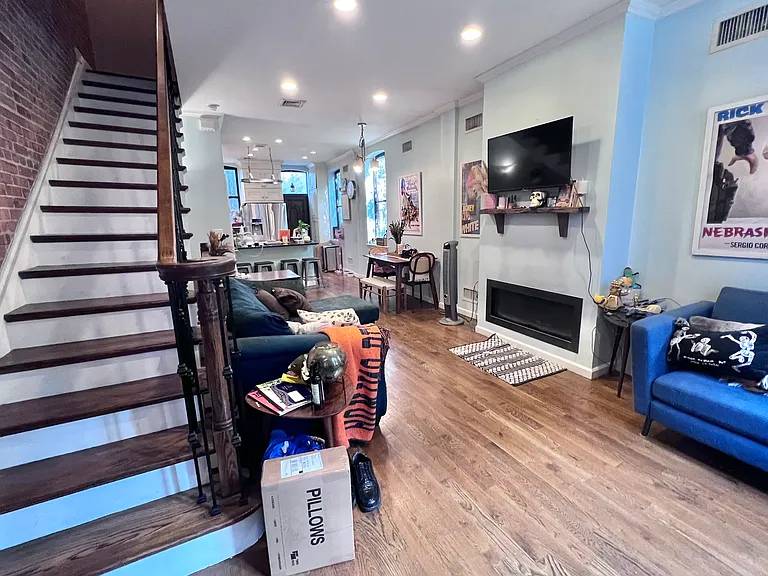 2 Sylvan Ct #1 — Photo 2