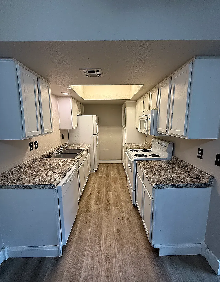 3 bed, 1100 sqft, $1,395 — Photo 4