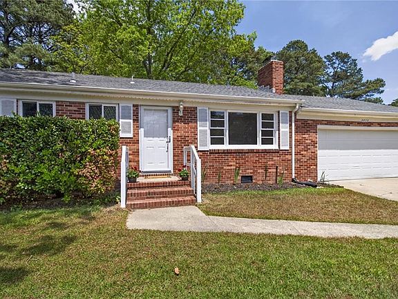 3rd image of 2232 Poplar Point Rd