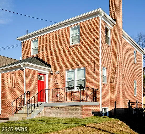 6003 3rd St NE photo 1