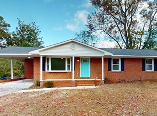 1829 Ashton Rd, Fayetteville, NC 28304