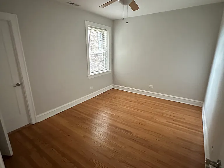 6904 S Wabash Ave #2 — Photo 8