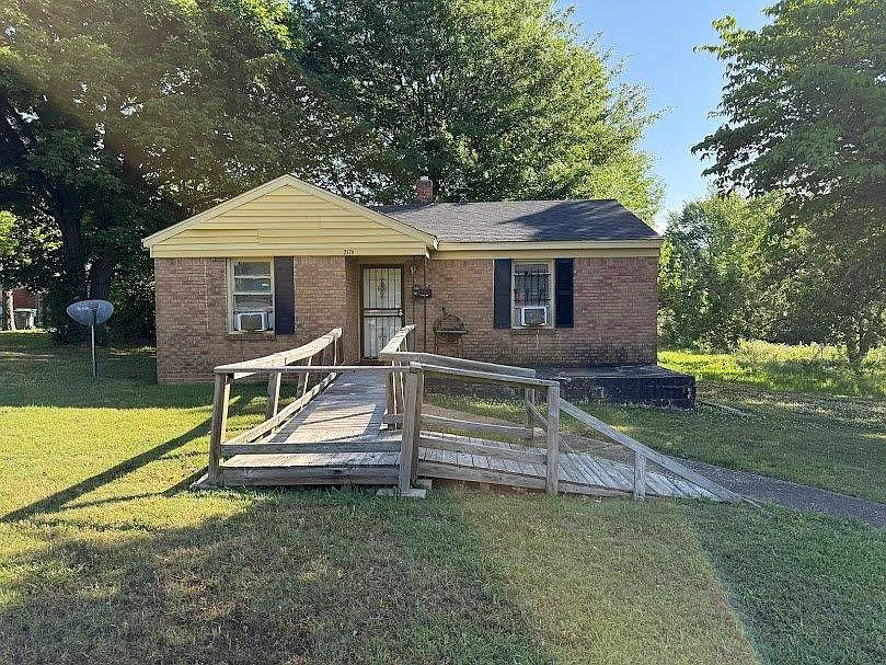 2 bed, 943 sqft, $795 — Photo 3