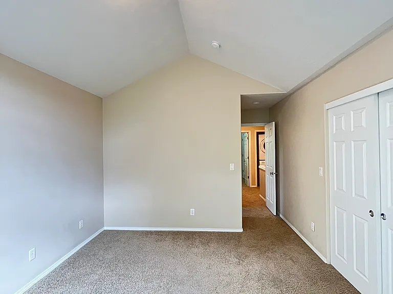 15460 Brianne Ct — Photo 13