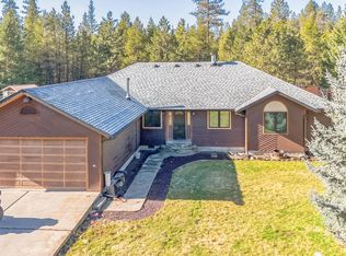 26406 N Park Ln, Chattaroy, WA 99003