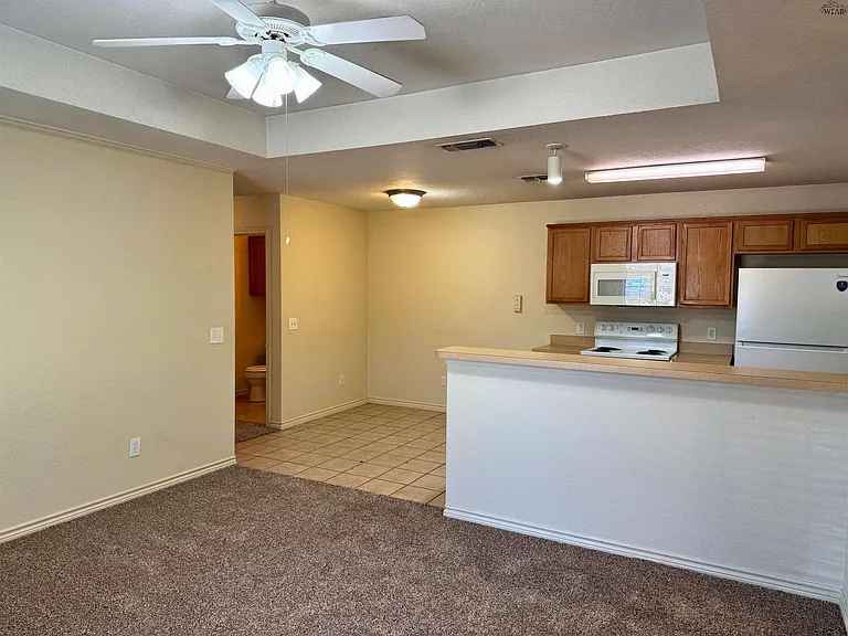 4710 Brookdale Dr — Photo 6