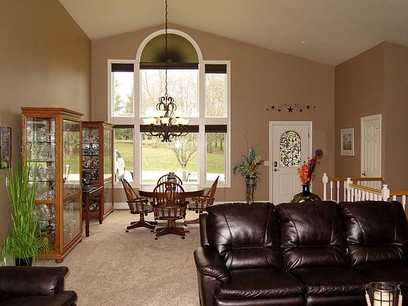 4th image of 1016 Emerald Pines Dr