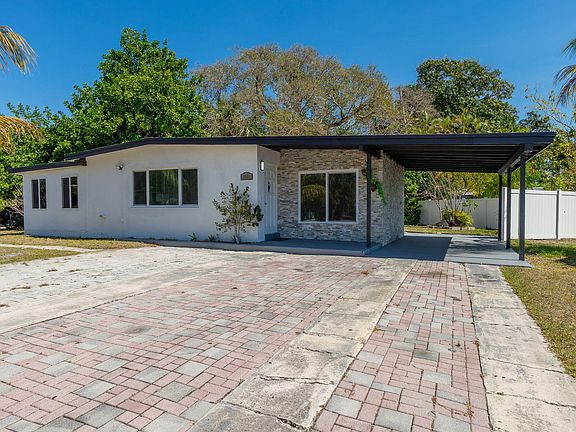 2nd image of 1601 NE 41st Court
