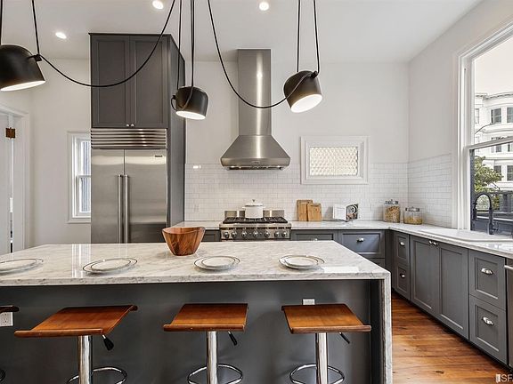 2nd image of 2060-2062 Divisadero St