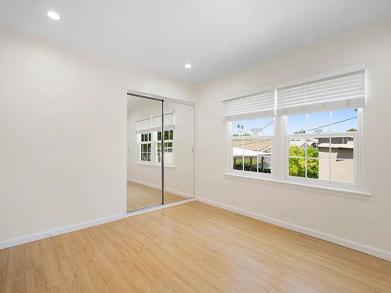 720 W California Ave #B — Photo 10