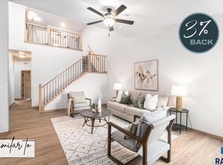 2405 E Jetty St, Sioux Falls, SD 57108