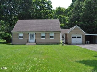 10 Oxford St, Bethel, CT 06801