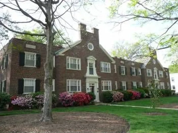 12 W Locke Ln #U1, Richmond, VA 23226