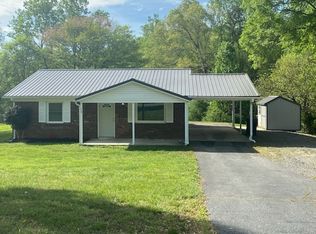 117 Cedardale Ln, King, NC 27021
