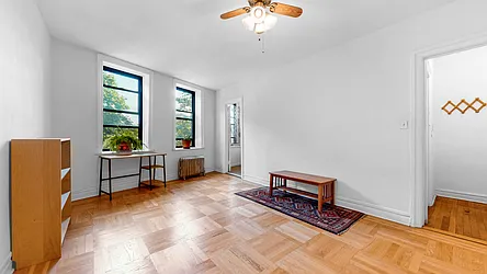 Rented by Bizzarro Agency