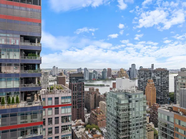 232 East 54th Street image 46 of 48