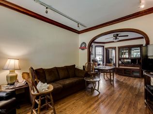 2457 W Belle Plaine Ave #1, Chicago, IL 60618