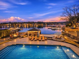 516 Harbor Heights Dr, Lexington, SC 29072