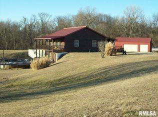 1120 McGlaughlin Rd, Bluffs, IL 62621