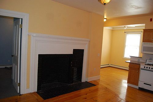 3rd image of 46 Marlborough St