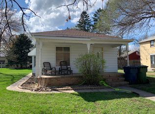 209 5th St SE, Watertown, SD 57201