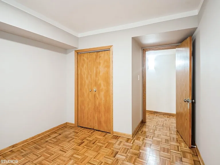 1363 W Sunnyside Ave #G — Photo 14