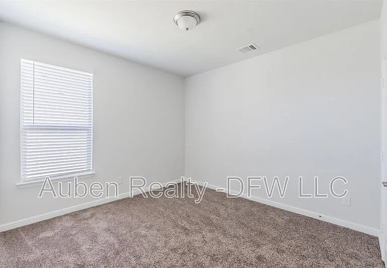 1343 Fox Hollow Rd — Photo 23