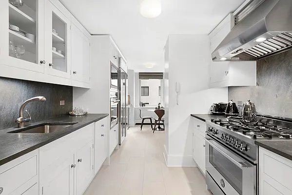 Rented by Compass | media 19