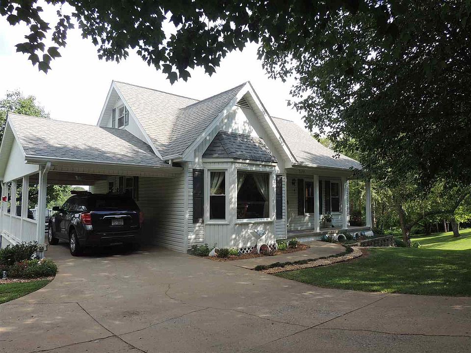 1st image of 279 Ellington St