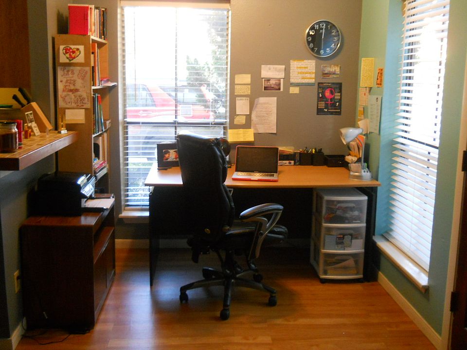 Livingroom/Study area