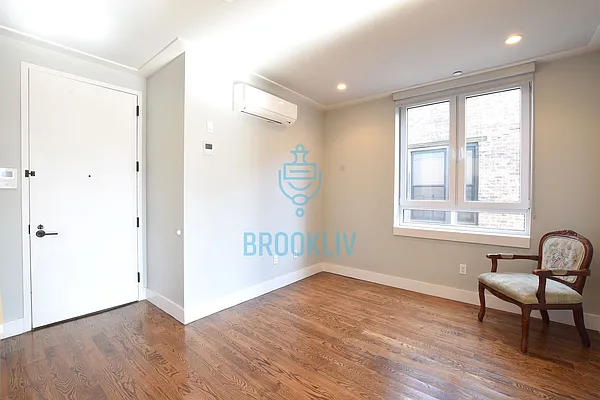 Rented by null | media 72