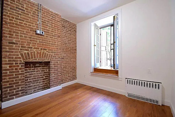 Rented by Bohemia Realty Group | media 16