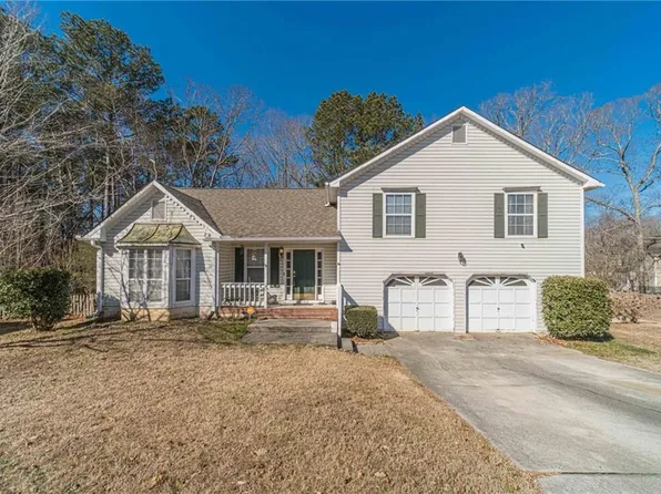 3172 Summit Springs Ct, Loganville, GA 30052