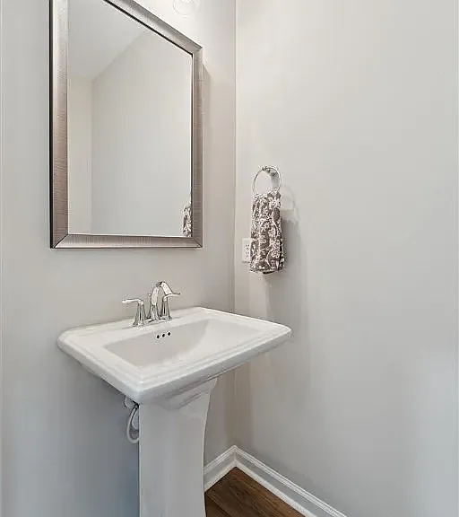 229 Sonoma Dr — Photo 5