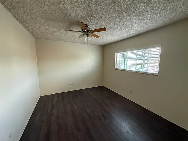221 W Dexter St #10 — Photo 3