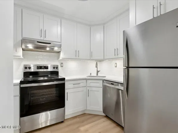 87 Arrowood Road #D, Manalapan, NJ 07726