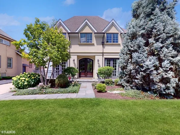 816 Elm St, Western Springs, IL 60558