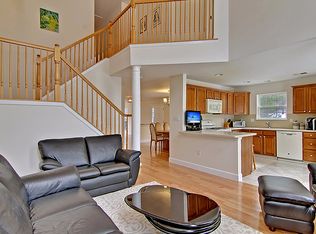 56 Battalion Dr, Basking Ridge, NJ 07920