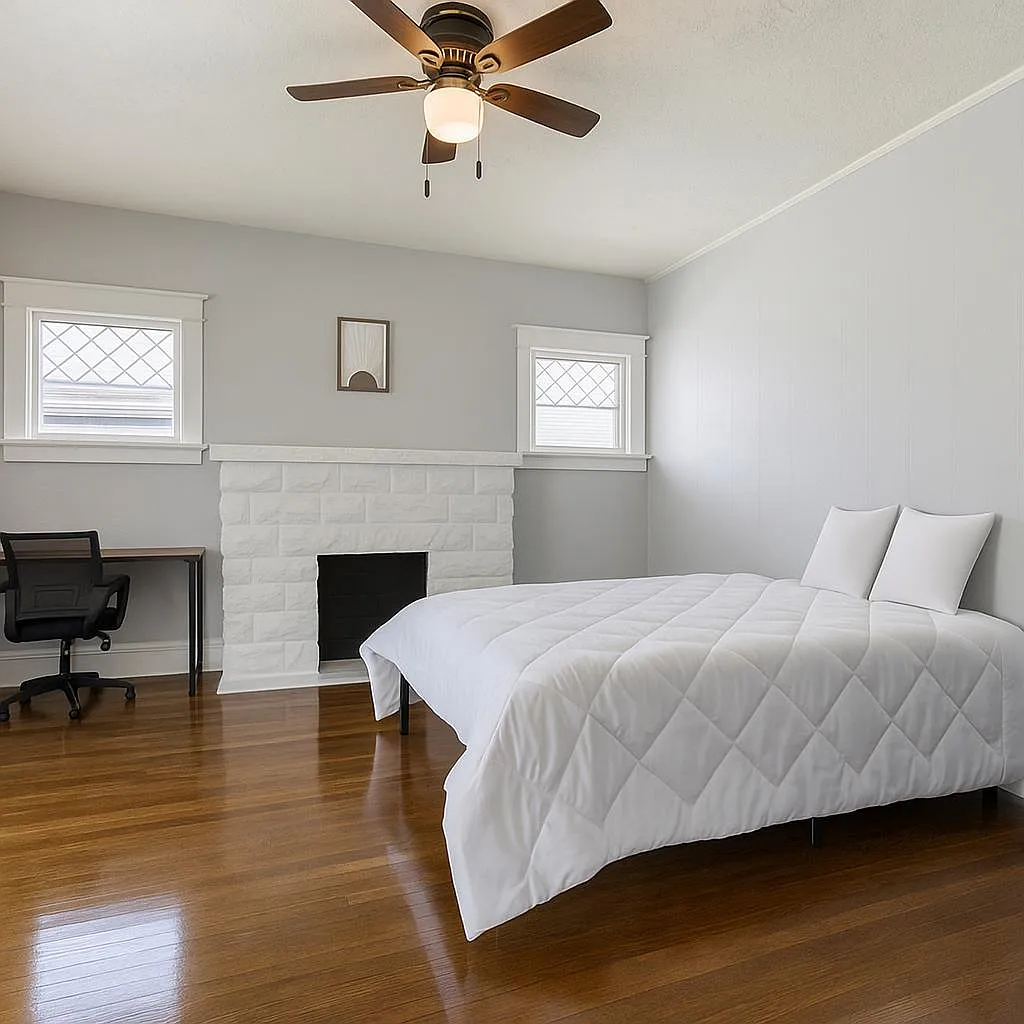 4 bed, 3.0 bath, 2461 sqft, $654 — Photo 1