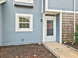 6725 W Shade Ln APT 1502, Wichita, KS 67212