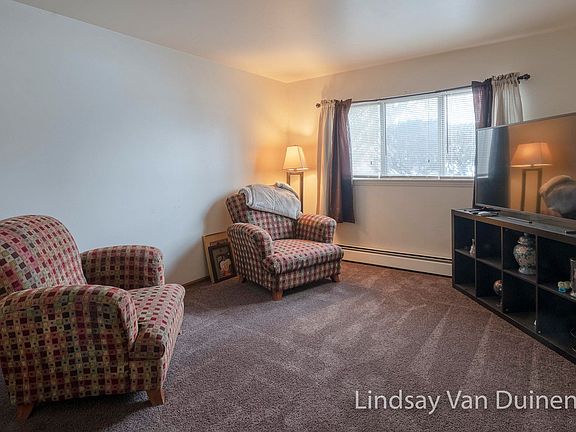 2nd image of 587 54th St SE