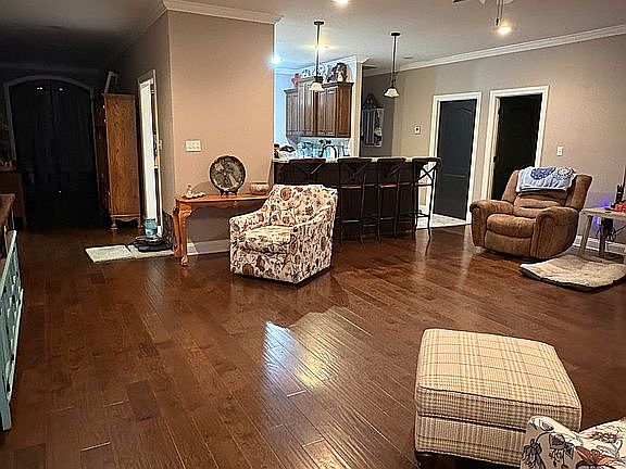 Living room 18 x 22