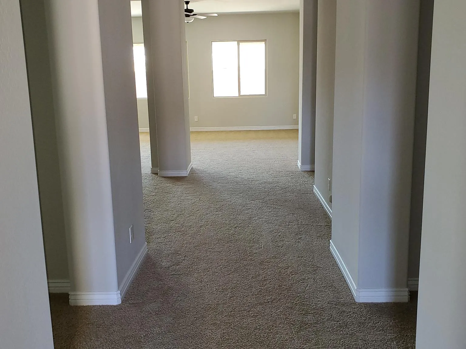 5 bed, 2921 sqft, $3,150 — Photo 2