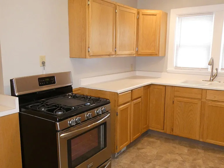 314 Saratoga St #A — Photo 2