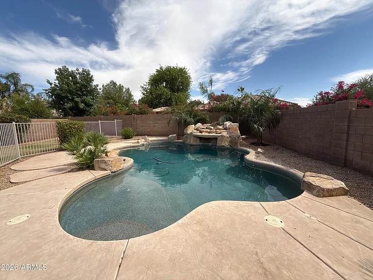 4155 E Clubview Dr — Photo 4